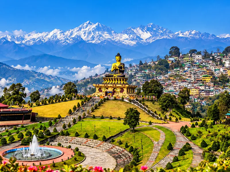 The white Japanese Peace Pagoda in Darjeeling